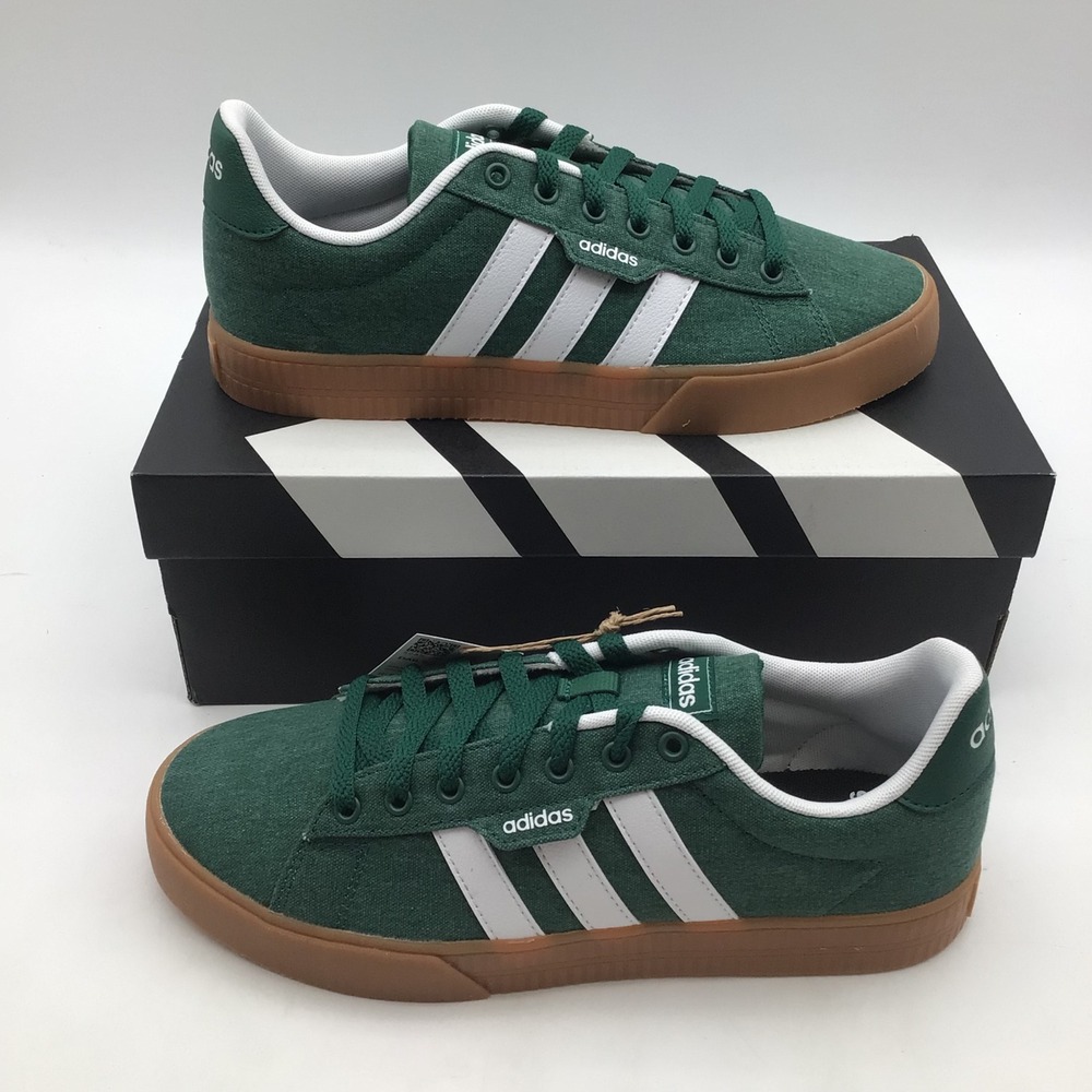 Adidas Daily 3.0 Mens Green Canvas Gum Sole Sneakers IF7487 Size 8 NEW